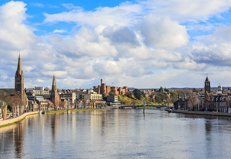 Inverness uitzicht op rivier de Ness