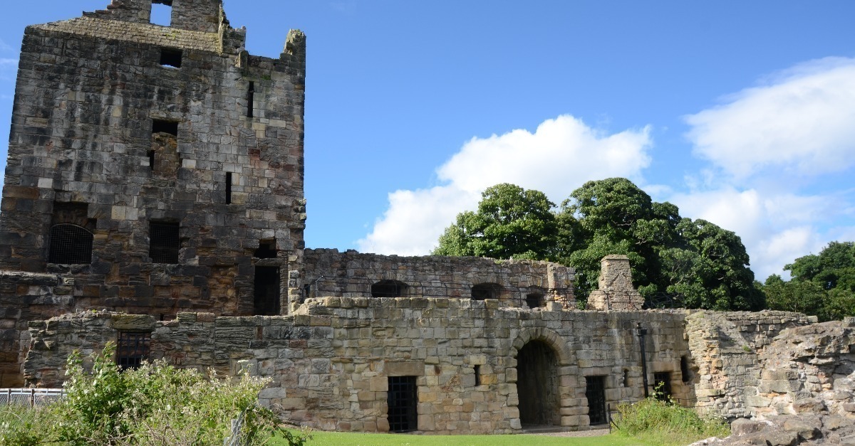 Ravenscraig Castle