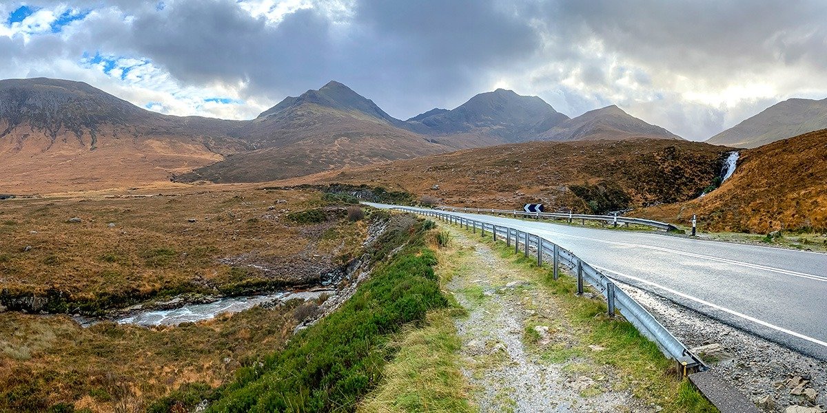 Weg op Isle of Skye - Auto huren
